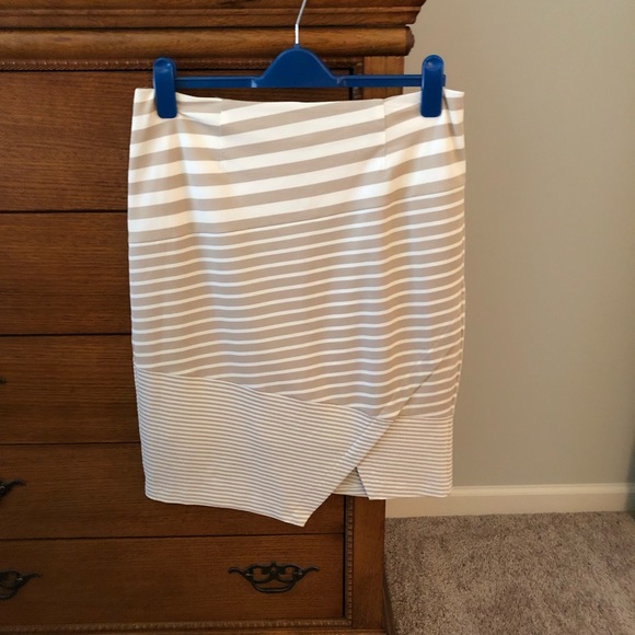 Striped Pencil Skirt - Picture 2 of 4